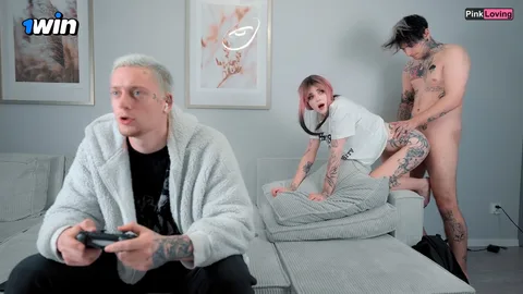 My boyfriend’s a loser — his friend cums in me while he watches 😧