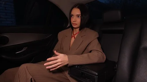 Taxi driver took me to garages — just fuck me already