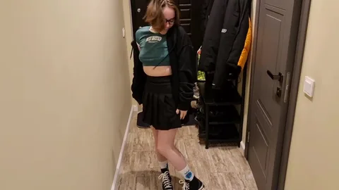 Unemployed but gives guy blowjob for cash 💸 — frame