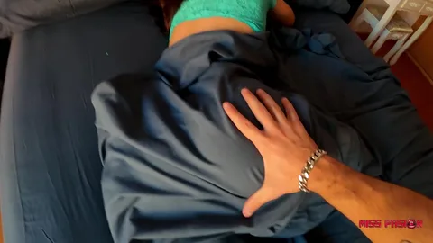 Slept till cock woke her, then creamed her hard 🤌 🏼 — frame