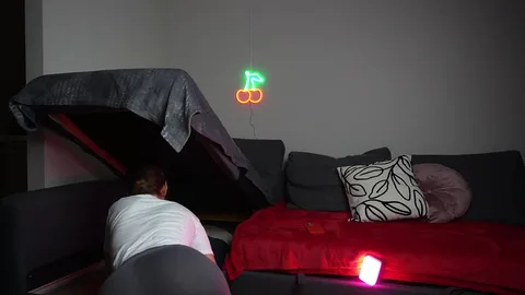 Squeezed that ass tight, gonna make her cum 🍑 — frame