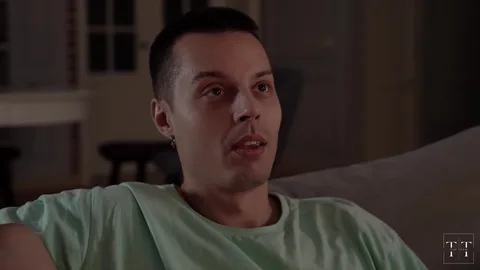 His cum on her ass after he invited her over 💦 — frame