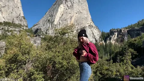 Took a beauty hiking to suck thick cock at breaks — frame