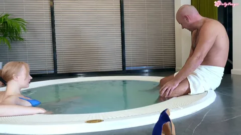 Ovulation in full swing — some guy fucks me in the pool 🔥 — frame