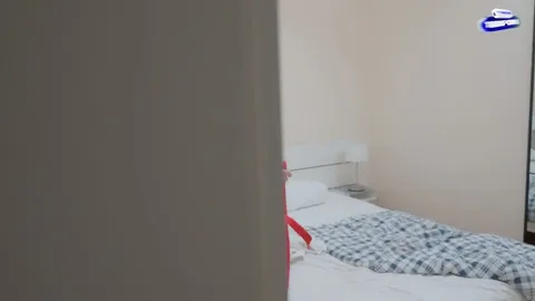 Friend’s mom cums on my cock — weird but hot — frame