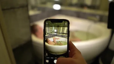 Caught my naked sister in the bath, took pics π β frame