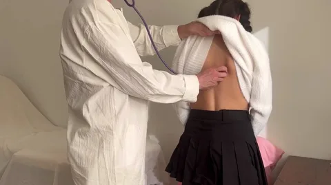 Doctor got her to orgasm through anal 🍑 — frame