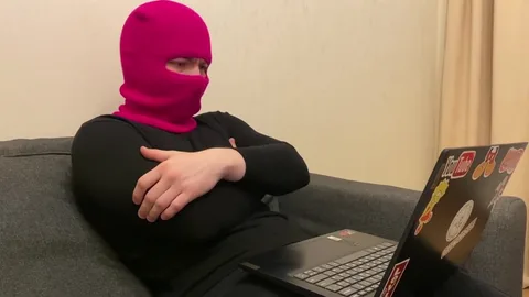 Fucked a thief live on stream, shouldn't have touched her — frame