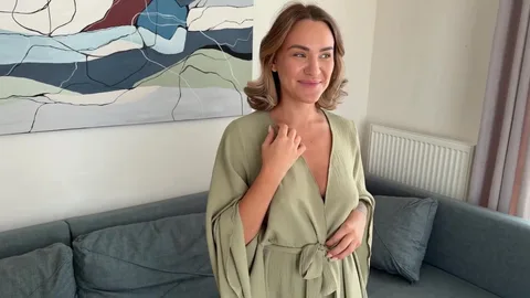 Stepmom takes a risk showing her tits π° β frame