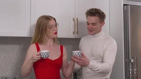 She came three times shaking — his thick cock slid right in 💦 — frame