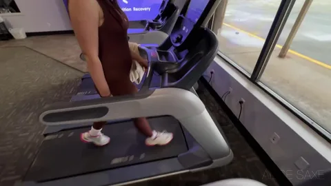 Don’t know how to hit on girls at the gym? Learn from me 😉 — frame