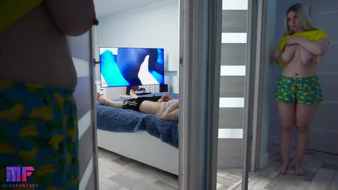 Wanted to watch parents fuck, found dad jerking off — frame