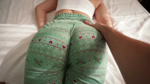 Massage turned into creampie for my sister 😏 — frame
