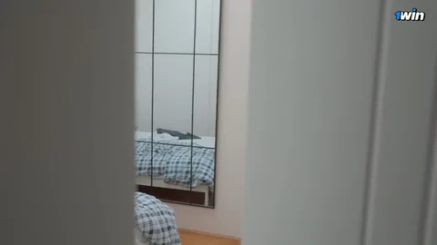 Friend’s mom cums on my cock — weird but hot — frame