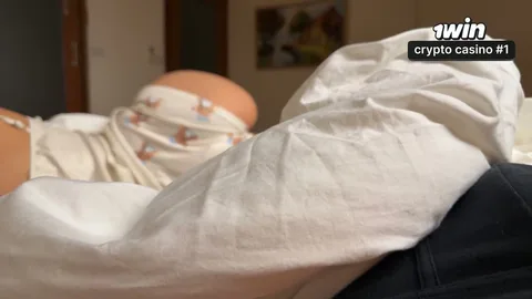 She falls asleep, you start masturbating on her ass, craving penetrati — frame