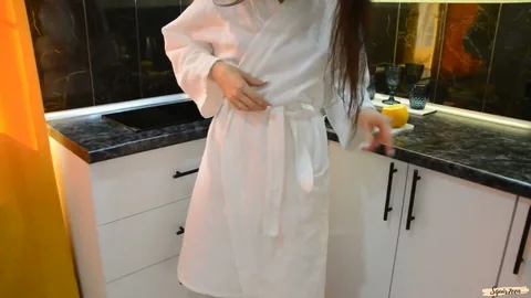 Fucked her and left for work, now cum leaks out beautifully — frame