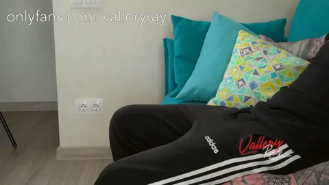 Lied about jealous boyfriend then sucked friend's cock — frame