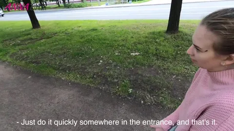 Shy sister finally sucked brother off in stairwell — frame