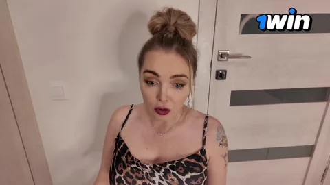 Drunk mom sans panties ready for creampie π β frame