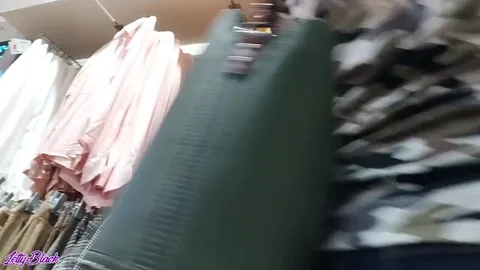 Snuck into fitting room for quick sex, got caught fast π³ β frame