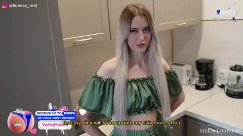 Sister cheats with me, big cock makes her forget boyfriend — frame