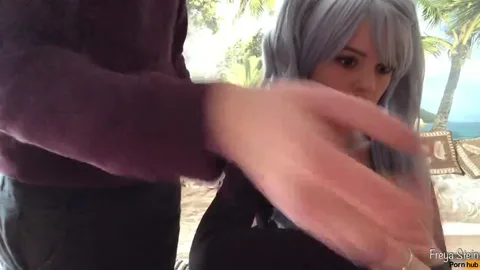 Streamer sucks cock as thanks for fixing her internet — frame