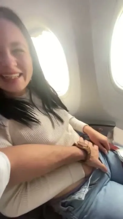 Don't be bored on the plane β slide hand in panties and cum public π β frame