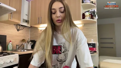 Sister believes me and sucks cock π β frame