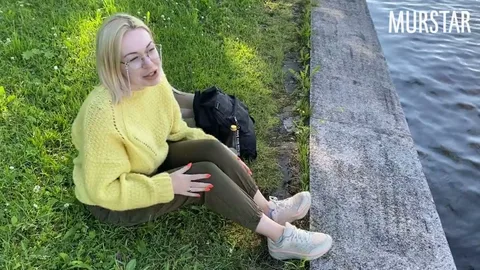 Met cam girl outside, convinced her to suck for tokens 😏 — frame
