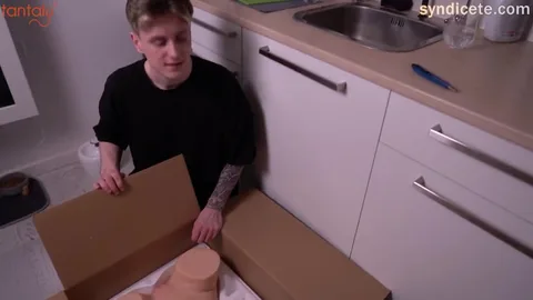 Cute courier gives head, wonders if she'll take it in pussy? — frame