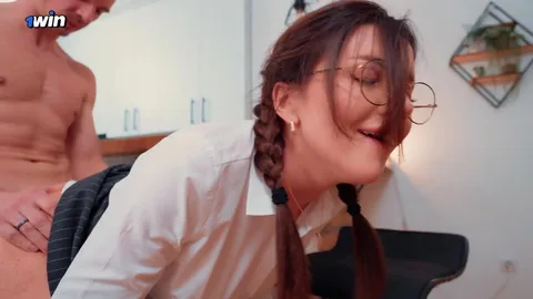 From oral to double penetration now 😱 — frame