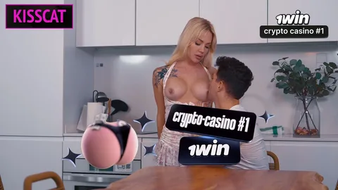 Auntie showed her tits to a friend and got fucked π«£ β frame