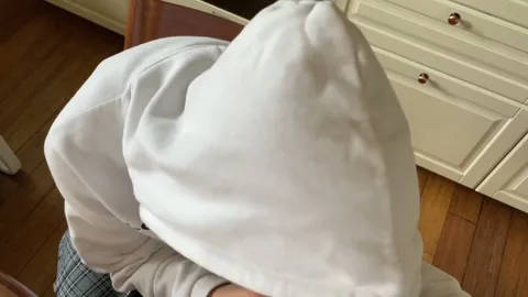 Almost late for uni, boyfriend demanded blowjob again π β frame