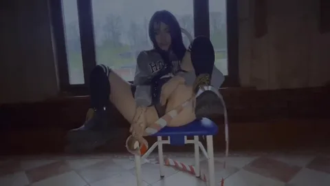 Got her drunk, easier to fuck her hard in abandoned place — frame