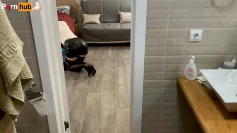 Couldn't pay rent—begged for discount with sex 😏 — frame