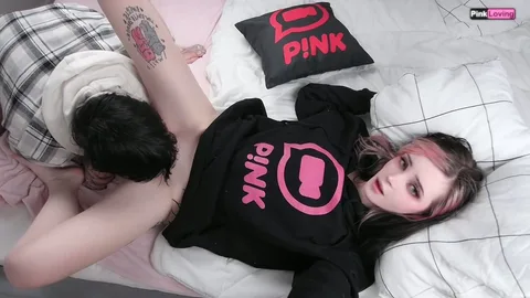 Show me how you cum, sister β momβs gone π β frame