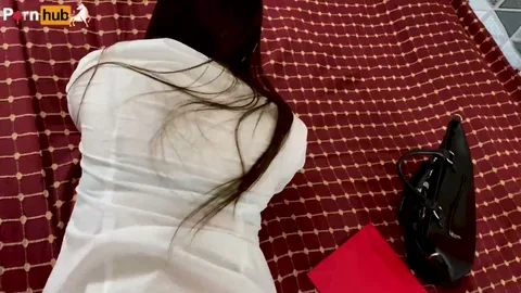Couldn't pay rent—begged for discount with sex 😏 — frame