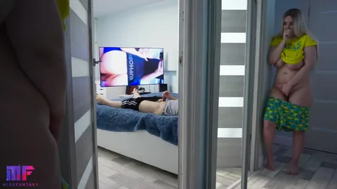 Wanted to watch parents fuck, found dad jerking off — frame
