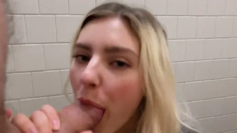 I don’t fuck in toilets but it’s Eva Elfie 🙀 — frame