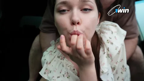 I'm driving, she sucks me off 😳 — frame