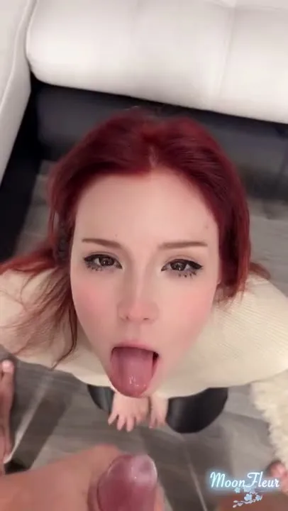 Sweetie Fox says TikTok porn is totally fine π β frame