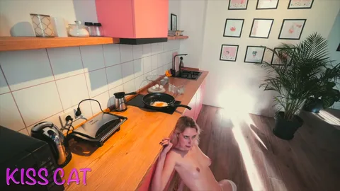 Seasoned her omelet with cum after sex and made her eat it — frame