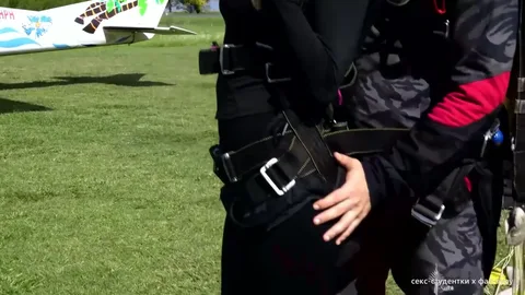 Cheating while skydiving — instructor’s cum in her mouth 😱 — frame